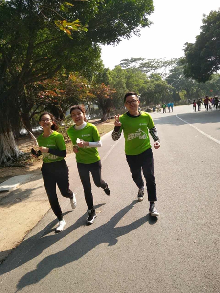 画美不看：奔跑吧！慧亚万米长跑庆元宵