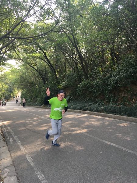 画美不看：奔跑吧！慧亚万米长跑庆元宵