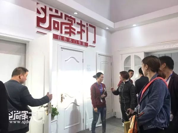 尚家白色木门实力参展2017北京木门展，惊艳全场