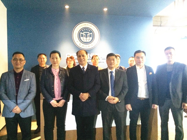 广东省门业协会新址乔迁及新华社客户端华南商务运营中心揭牌仪式新闻发布会隆重举行