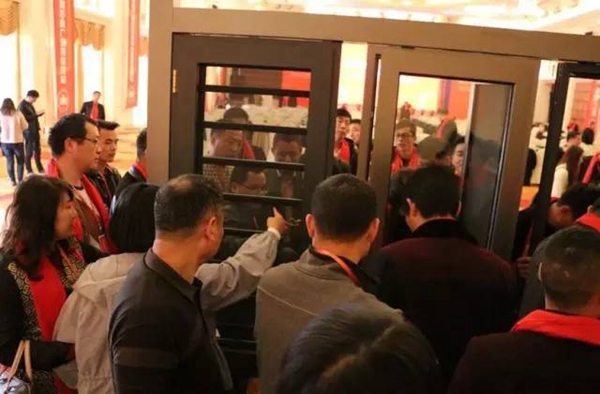 帕莱德门窗：回趟娘家，感觉什么都不够用了