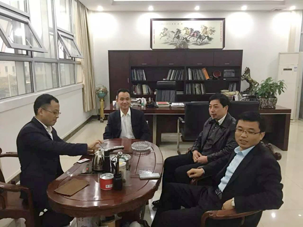 江西安义县领导莅临郡豪智能门窗参观考察