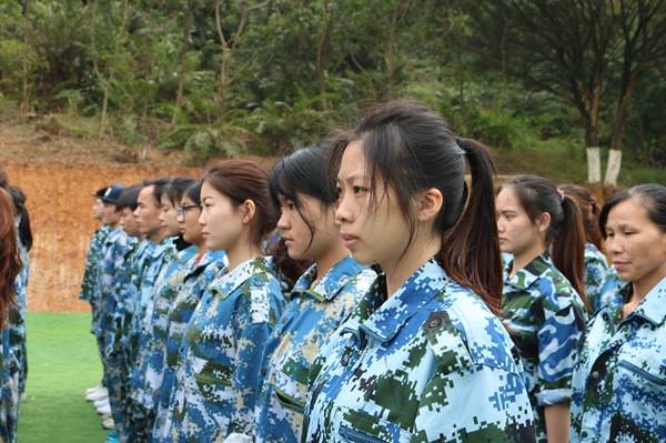 扬帆起航，聚势腾飞——2017美尼美家居拓展培训圆满结束！