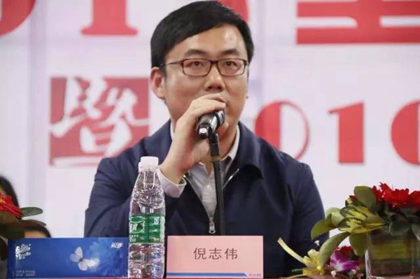 坚朗十年铺就希望小学爱心路