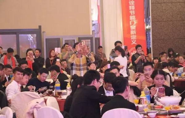 帕莱德门窗：回趟娘家，感觉什么都不够用了