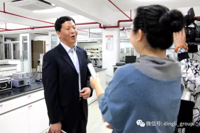 顶立新材料“联姻”华东理工， 合作共建“联合研究中心”签约授牌圆满举行