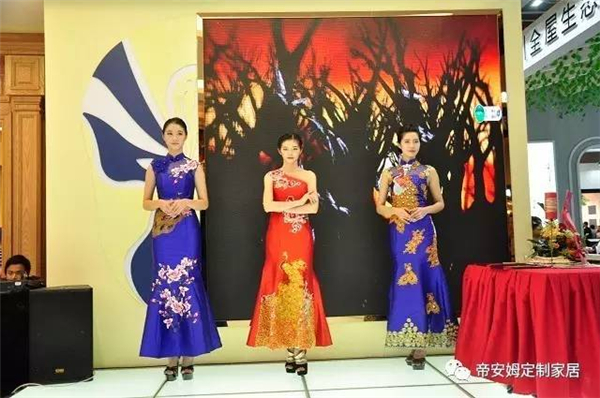 行业大咖齐聚帝安姆全屋定制展会现场 高颜值展馆秀出品牌魅力