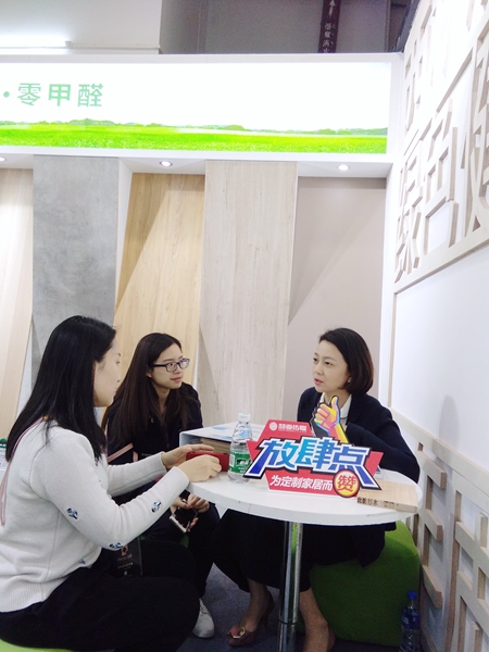 衣柜展观察:全屋定制是风口还是盲从? 衣柜展观察:全屋定制是风口还是盲从?