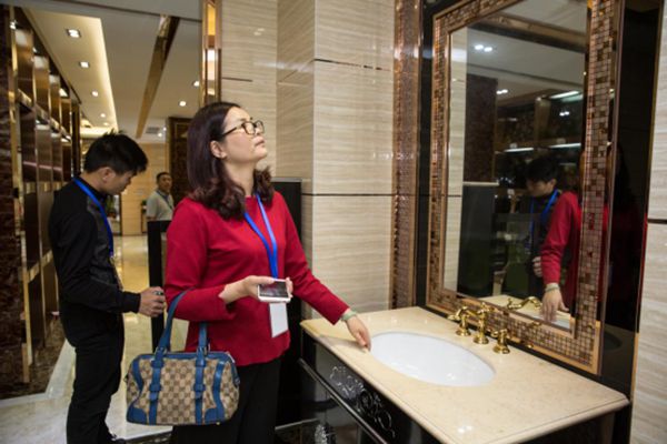 2017年“新钢泓·扬天下”不锈钢橱柜新品发布暨招商峰会圆满召开 2017年“新钢泓·扬天下”不锈钢橱柜新品发布暨招商峰会圆满召开