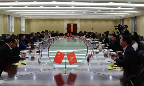 筑梦绿色·共享WE来:中国房地产业与门窗行业发展交流峰会暨无铬行动启动会隆重召开 筑梦绿色·共享WE来:中国房地产业与门窗行业发展交流峰会暨无铬行动启动会隆重召开