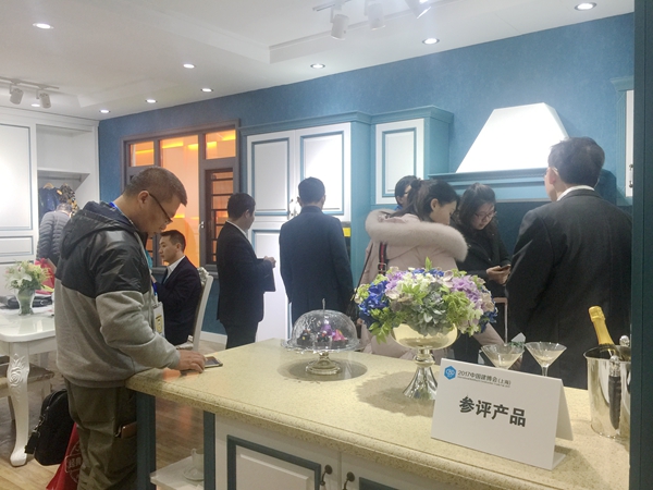 SIMBOR新标定制：梦幻蓝桥系列绽放异彩，一体化定制满足需求
