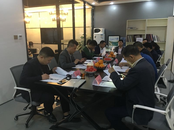 爆料：定制行业惊天内幕，有些人要搞事！