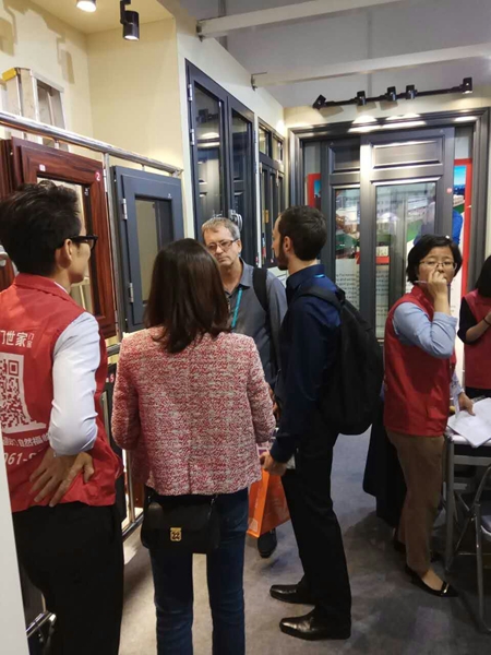 广交会快讯：福临门世家门窗获得广大外商高度赞誉