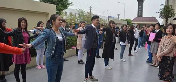 培训实战：相信未来定在罗兰西尼！