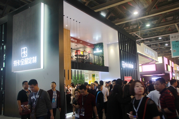 衣柜展观察:全屋定制是风口还是盲从? 衣柜展观察:全屋定制是风口还是盲从?