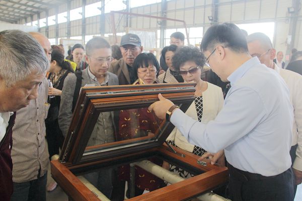 鸢都行·华建情 ——无锡太湖锦绣园业主团华建踏青之旅活动圆满成功！