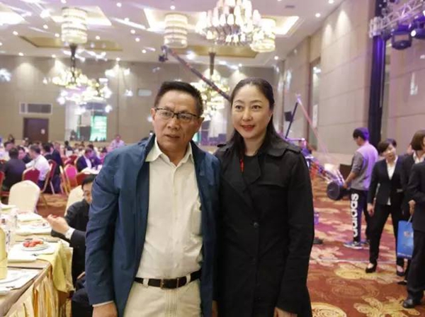 精彩现场:第五届中国(临朐)家居门窗博览会“同心·同梦·同行”主题晚会 精彩现场:第五届中国(临朐)家居门窗博览会“同心·同梦·同行”主题晚会