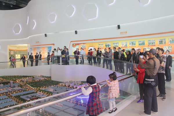 鸢都行·华建情 ——无锡太湖锦绣园业主团华建踏青之旅活动圆满成功！