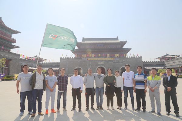 鸢都行·华建情 ——无锡太湖锦绣园业主团华建踏青之旅活动圆满成功！