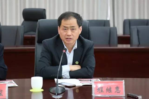 筑梦绿色·共享WE来:中国房地产业与门窗行业发展交流峰会暨无铬行动启动会隆重召开 筑梦绿色·共享WE来:中国房地产业与门窗行业发展交流峰会暨无铬行动启动会隆重召开