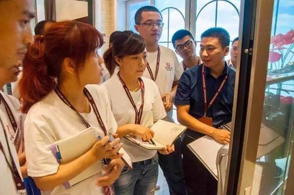 “轩尼斯终端导购成长训练营”耀世启航 “轩尼斯终端导购成长训练营”耀世启航