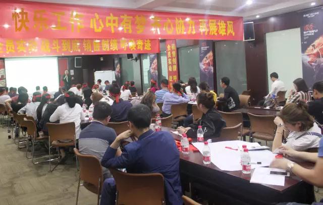 6月18日，“中国首届整木家装节”喜盈门十六年首场史无前例钜惠盛宴来就送