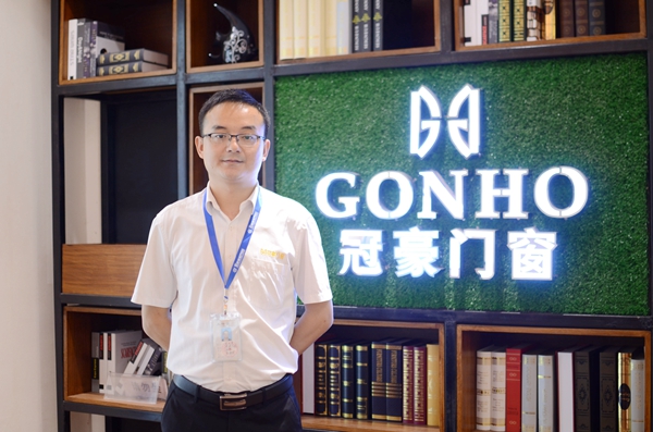 冠豪门窗：“大动作”频频，深度帮扶经销商