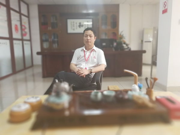 亮阁门窗:“产、学、研”结合,开拓创新工艺 亮阁门窗:“产、学、研”结合,开拓创新工艺