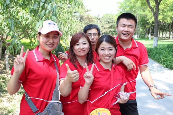 天东门窗6.10成立十五周年拓展活动圆满举行! 天东门窗6.10成立十五周年拓展活动圆满举行!