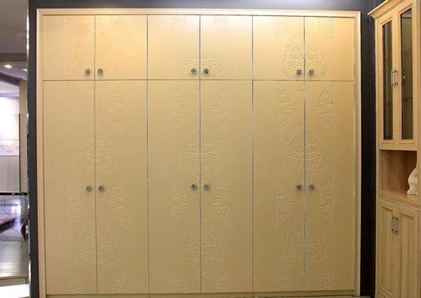 伊仕利衣柜图片展示 浪漫精致就在伊仕利 伊仕利衣柜图片展示 浪漫精致就在伊仕利