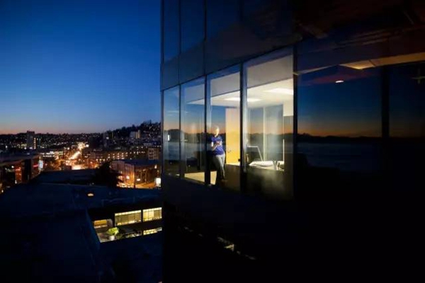 放慢脚步在派雅门窗的世界里淌徉,你会发现慢也是一种力量 放慢脚步在派雅门窗的世界里淌徉,你会发现慢也是一种力量