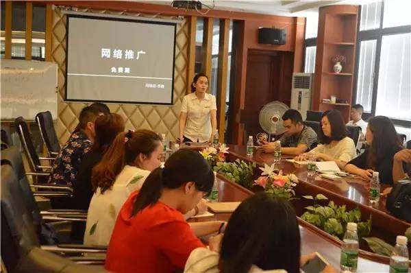 伊盾门窗厂家第五期金牌店长特训圆满结束! 伊盾门窗厂家第五期金牌店长特训圆满结束!
