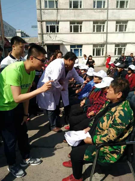 森鹰全额资助 58位白内障患者重见光明 