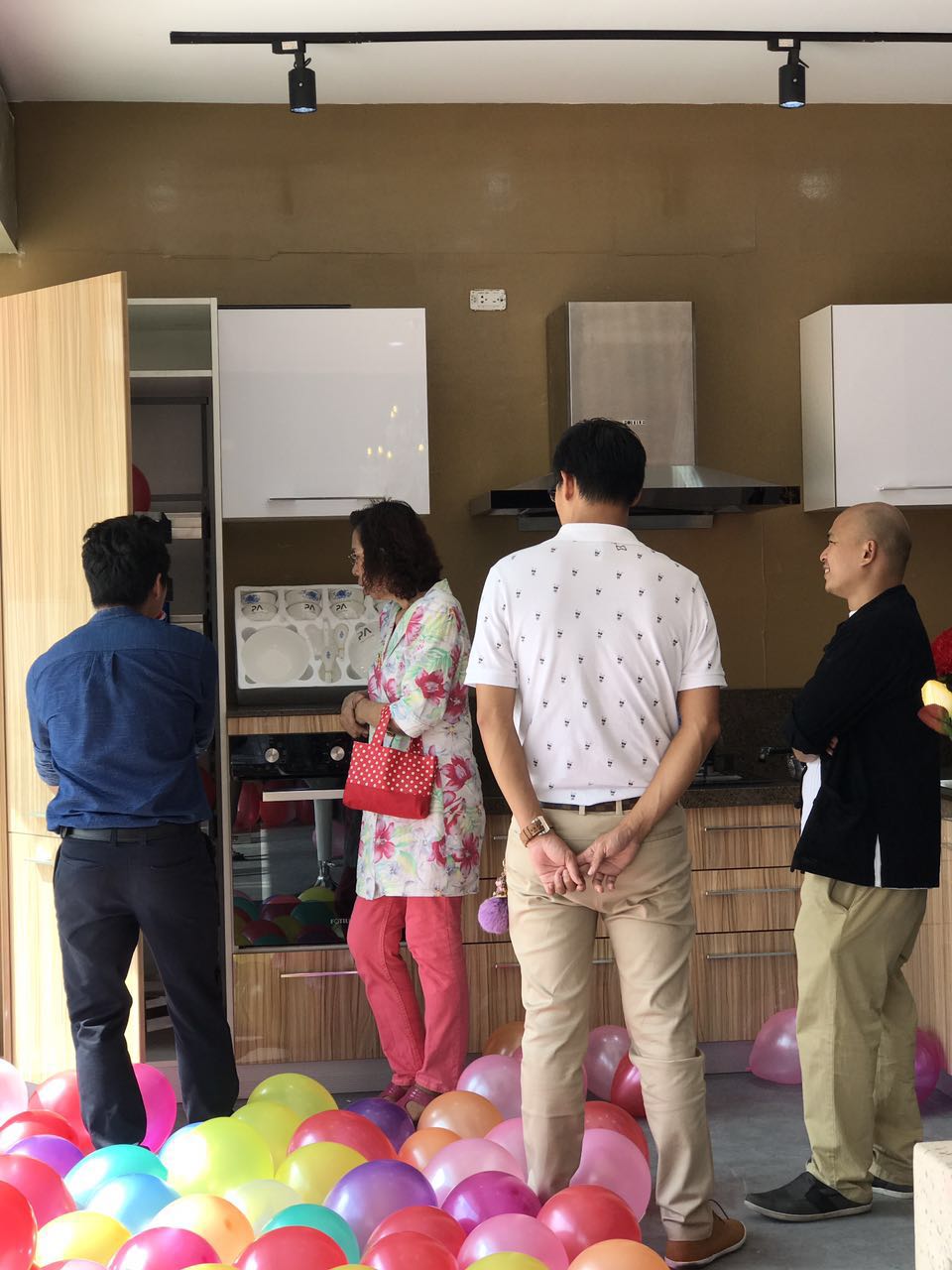 曼谷品爱家居旗舰店开业：它是一种民族品牌的骄傲
