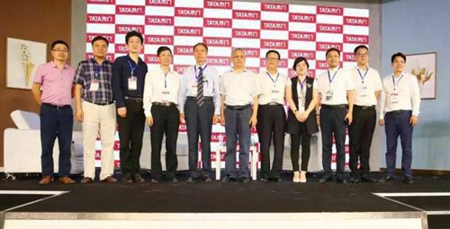 问题太犀利，擂台太热闹——金迪木门总裁“过招”TATA木门创始人！
