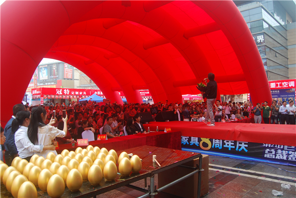 冠特：泸州万人空巷，男神如约而至！