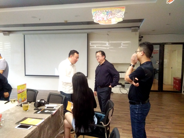 江苏省装饰装修协会同行到访鸿扬,董事长陈忠平率众接待 江苏省装饰装修协会同行到访鸿扬,董事长陈忠平率众接待