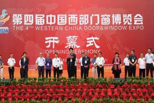 问题太犀利，擂台太热闹——金迪木门总裁“过招”TATA木门创始人！