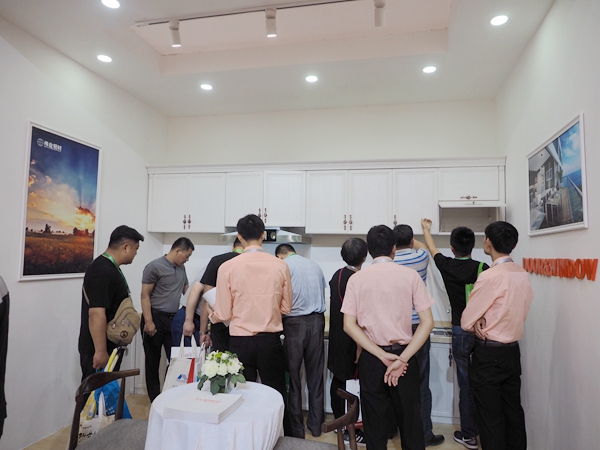 中国潍坊门窗幕墙博览会：伟业绿色铝型材产业链华东之行！
