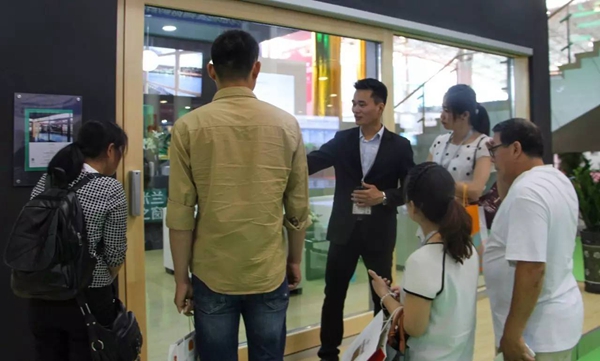 第12届中国·潍坊门窗幕墙博览会圆满闭幕!米兰之窗让人眼前一亮! 第12届中国·潍坊门窗幕墙博览会圆满闭幕!米兰之窗让人眼前一亮!