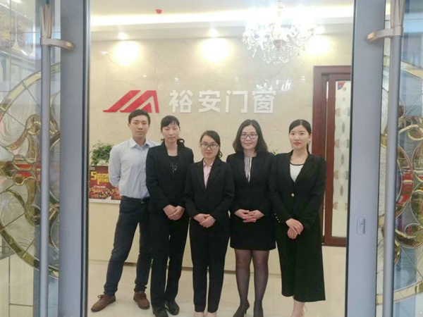 裕安门窗许开祥:做好管理和服务,脚踏实地经营 裕安门窗许开祥:做好管理和服务,脚踏实地经营
