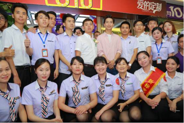 陈楚生助阵首届新标音乐节 合肥全屋定制MALL+盛大启航