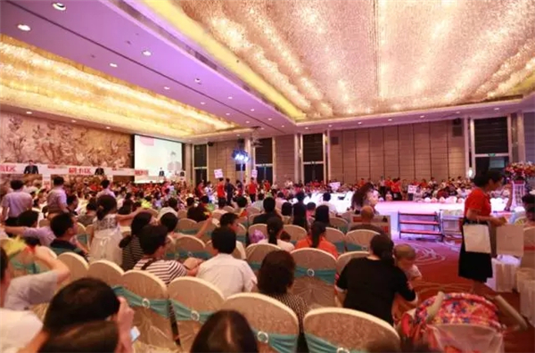 科凡总部年中大促，现场下单637单，收款超890万实力超越！