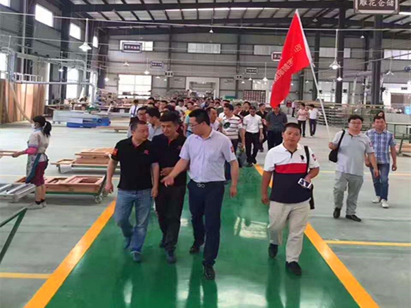 “聚百年·汇印象-不远万里,赴百年之约”活动圆满落幕 “聚百年·汇印象-不远万里,赴百年之约”活动圆满落幕
