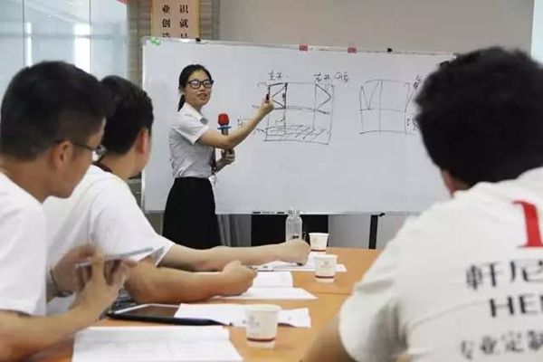轩尼斯门窗第二期设计培训圆满结束 轩尼斯门窗第二期设计培训圆满结束