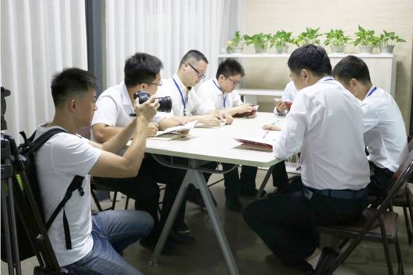 做中国节能健康门窗先行者——方麒门窗企业宣传片正式开拍,全新品牌形象大片即将震撼上映 做中国节能健康门窗先行者——方麒门窗企业宣传片正式开拍,全新品牌形象大片即将震撼上映
