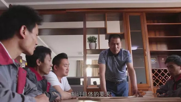 《致匠心》全网公映，专属家具人的纪录片