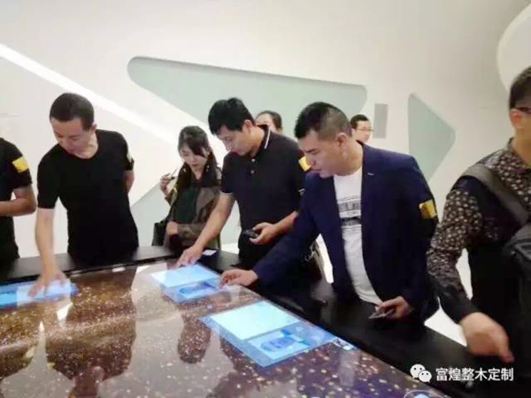 富煌木业走进京东,与京东达成战略合作伙伴关系! 富煌木业走进京东,与京东达成战略合作伙伴关系!