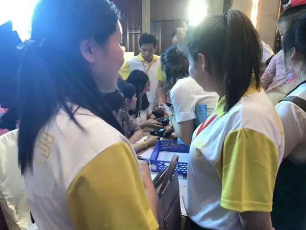 2017百灵鸟门窗营销峰会圆满成功，技术升级引行业新瞩目 