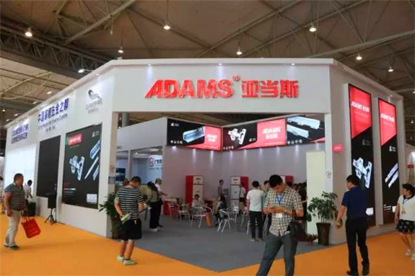 携手共赢——广东亚当斯华丽绽放第18届成都家具展